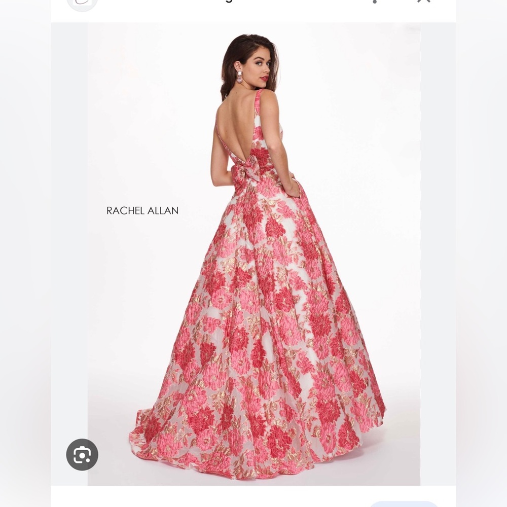 Formal gown / Prom dress